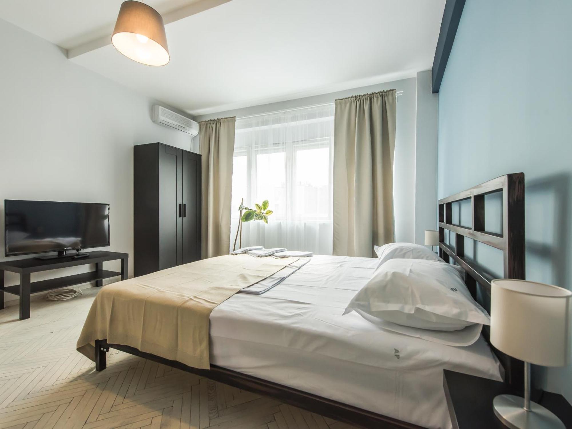Color Apartments Old Town Center Bukarest Eksteriør billede