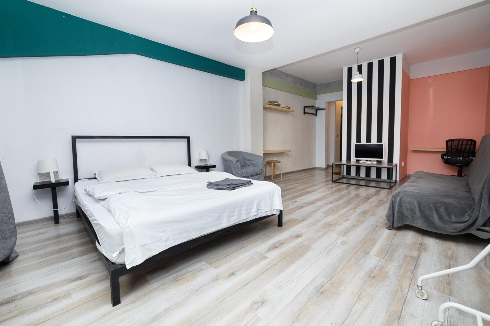 Color Apartments Old Town Center Bukarest Eksteriør billede