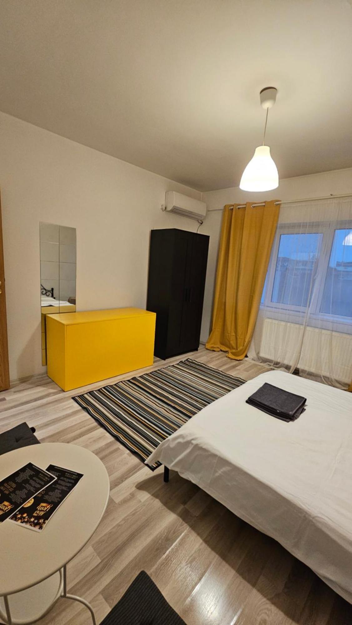 Color Apartments Old Town Center Bukarest Eksteriør billede